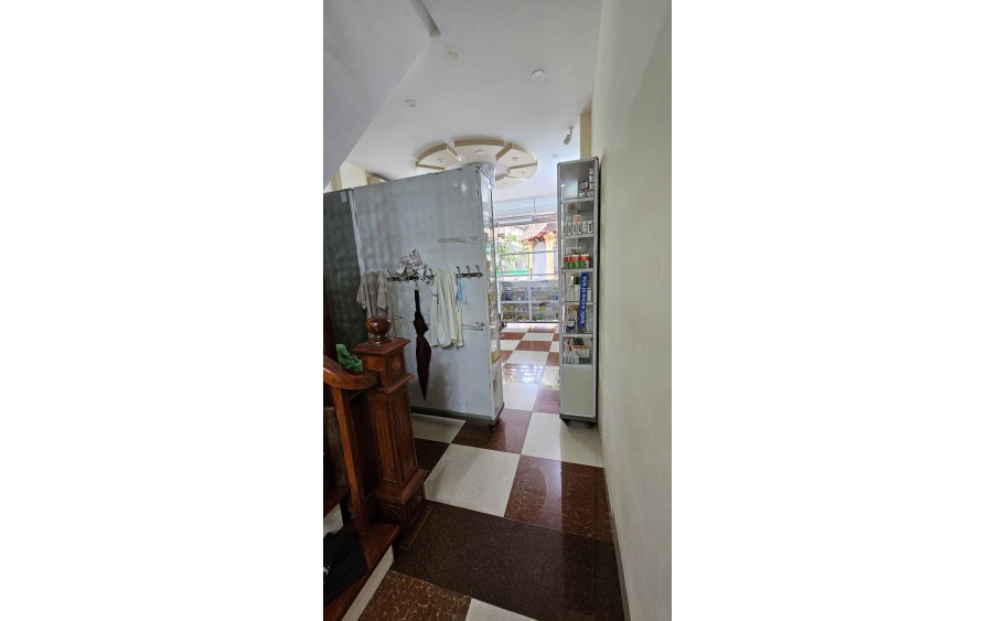 CHO THUÊ NHÀ LÀM SPA, NHA KHOA PHỐ TRẦN QUỐC HOÀN, 45M2, 5 TẦNG, 8P, FULL ĐỒ - 30 TRIỆU.